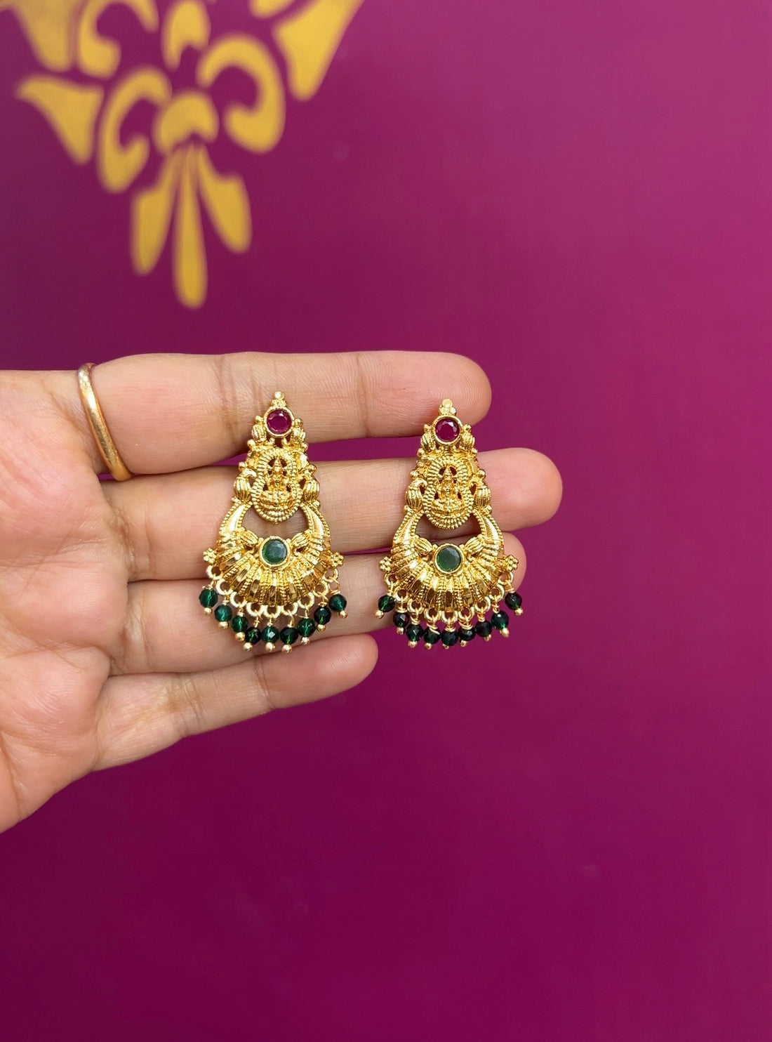 Earrings ER022