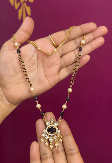 Black beads 18 inches BB005