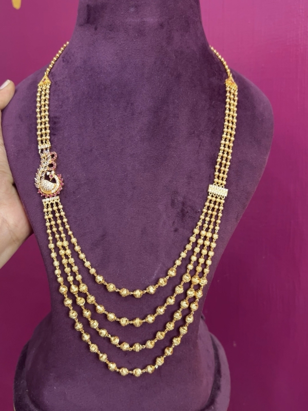 Gold plated layered chain